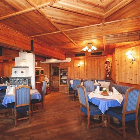 Roanwirt Hotel Sankt Lorenzen im Murztal Exterior photo